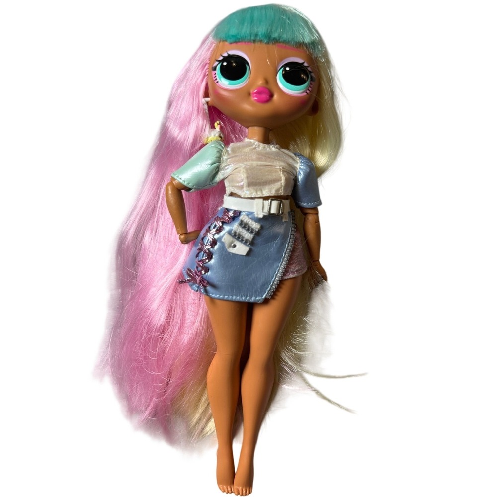 LOL Surprise OMG Candylicious Doll Series 2 MGA Entertainment Pastel Hair Outfit